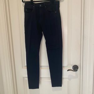 AG High Rise Skinny, black. Size 29.